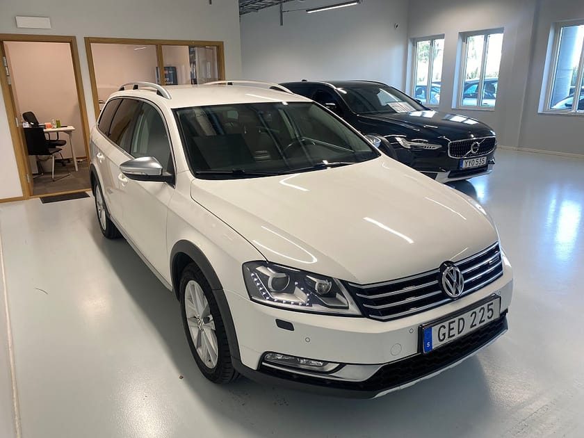 Bild 3 av Volkswagen Passat Alltrack 2.0TDI 4M Drag B-kamera Nybes P-värme