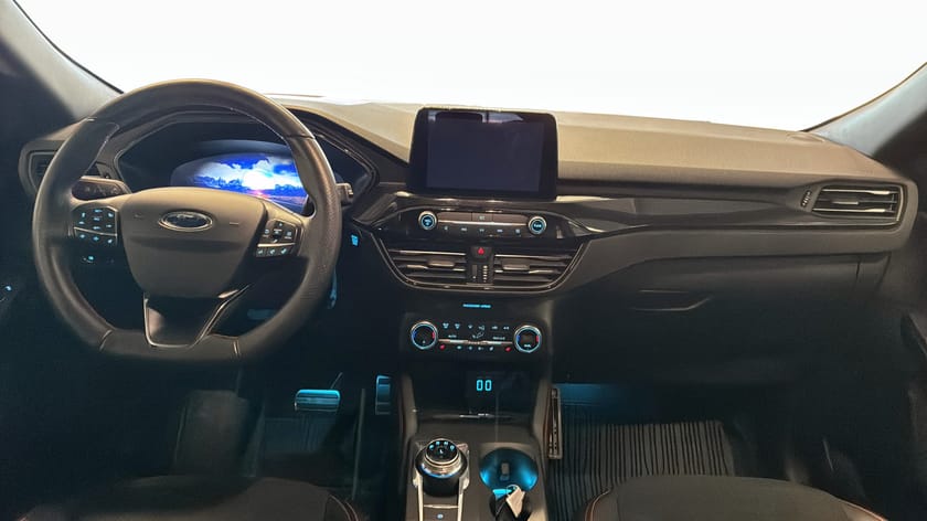 Bild 4 av Ford Kuga Hybrid E85 AWD ST-Line X Dragkrok B&O Head Up-Display