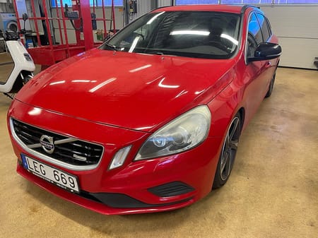 Volvo V60 D3 163HK R-Design