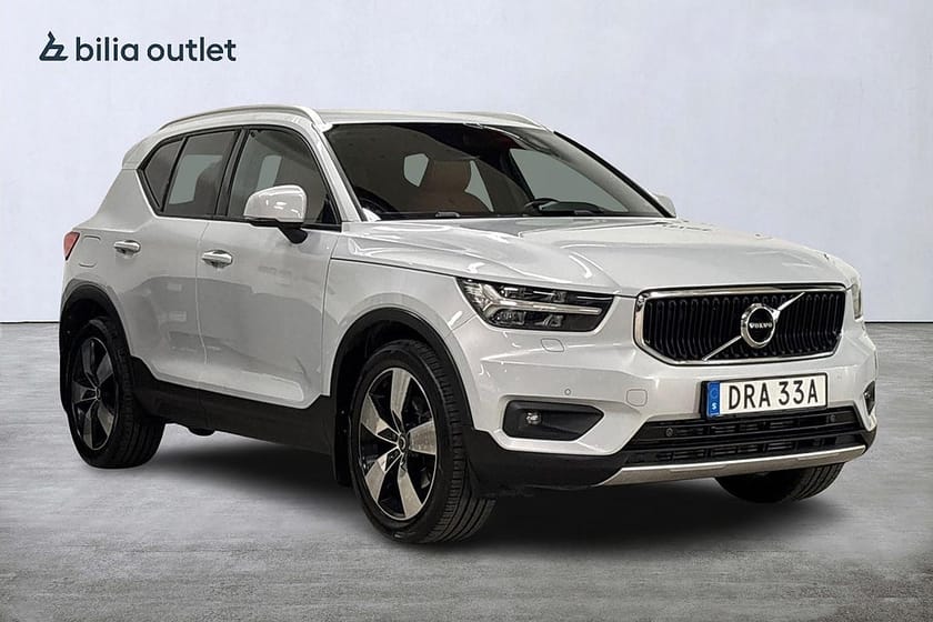Bild 4 av Volvo XC40 D4 AWD Momentum Adv Edt 190hk Navi Drag BLIS Backkamera