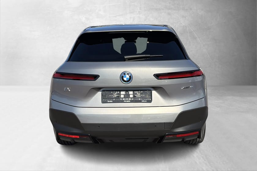 Bilde 5 av BMW iX xDrive40 40 Fully Charged, Harman, Skylounge, Multisete, Laser
