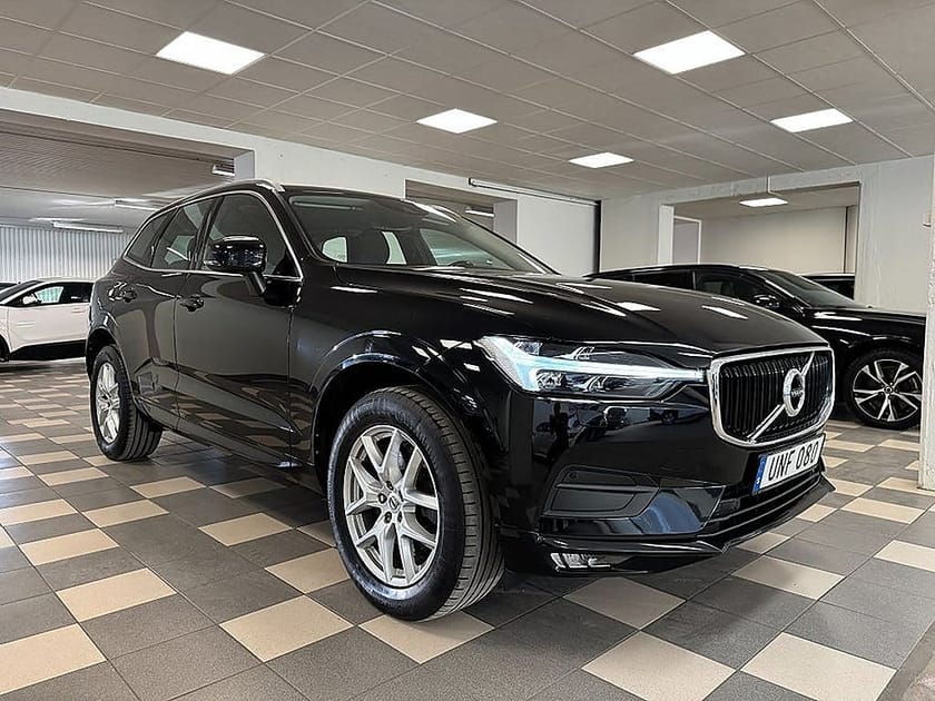 Bild 3 av Volvo XC60 B4 Geartronic B-Kamera CarPlay Navi VOC Drag 1...