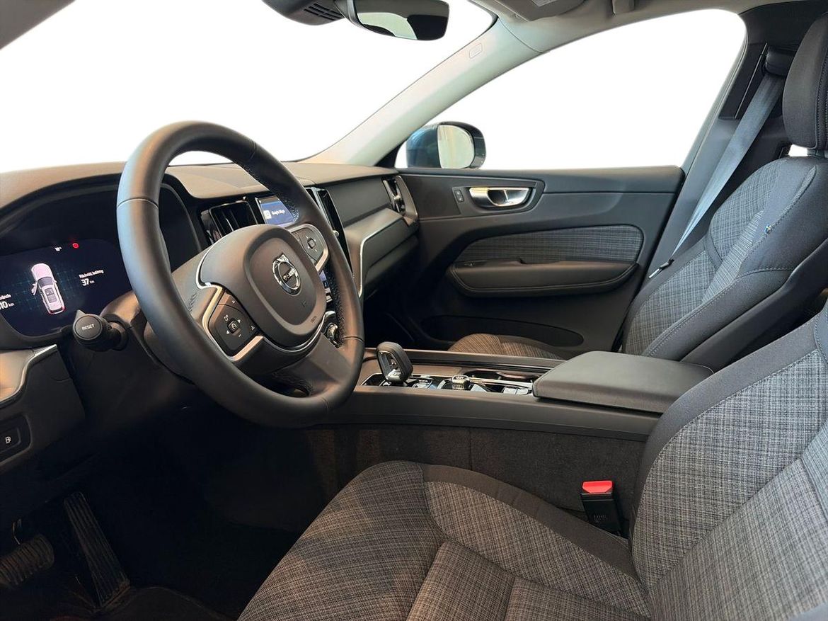 Volvo XC60 2025 - miniatyr 7