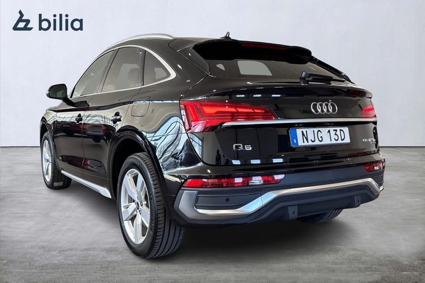 Bild 3 av Audi Q5 55 Sportback TFSI e quattro S-LINE 367 hk
