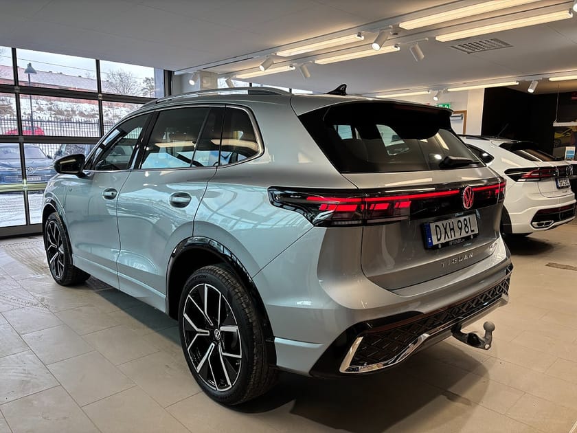 Bild 4 av Volkswagen Tiguan eHybrid R-Line-Edition SNABB LEV 4395kr/mån