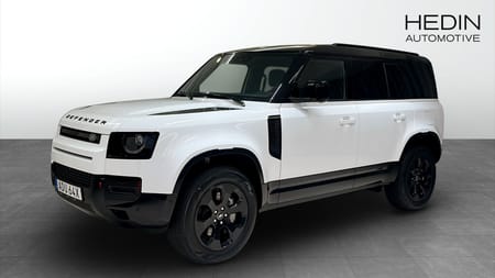 Land Rover Defender P300e PHEV