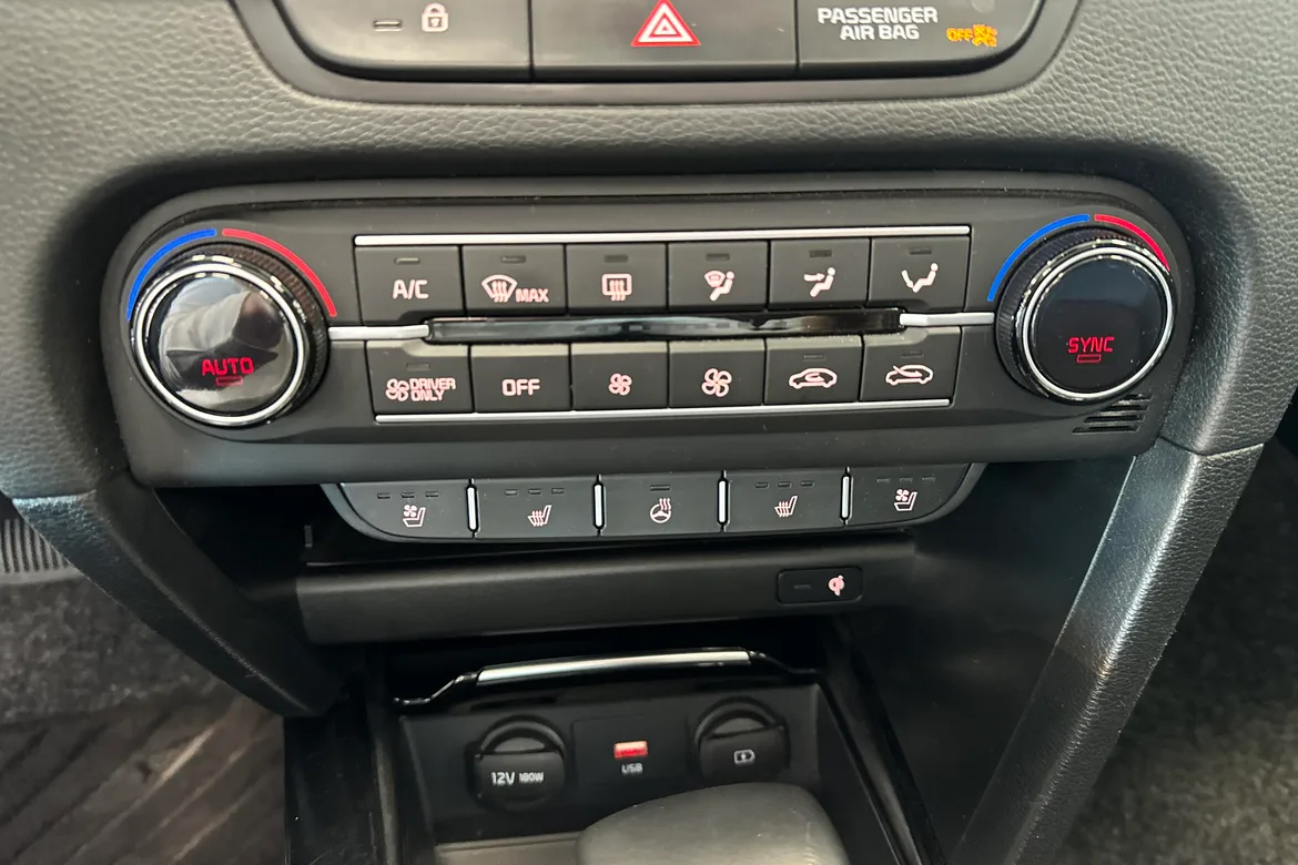 picture of a car