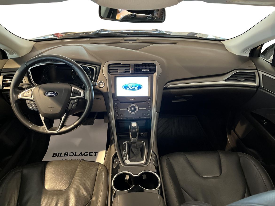 Ford Mondeo 2016 - miniatyr 8