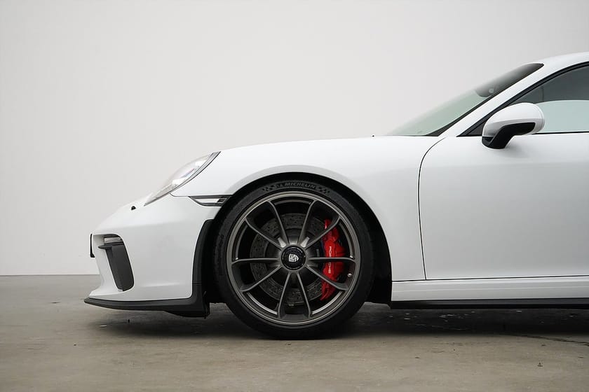 Bild 2 av Porsche 911 GT3 991.2 / 500hk / Skalstolar / PDLS+