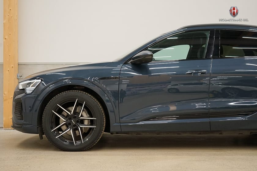 Bild 4 av Audi Q8 Sportback 55 e-tron quattro S Line Drag Pano B&O 3D