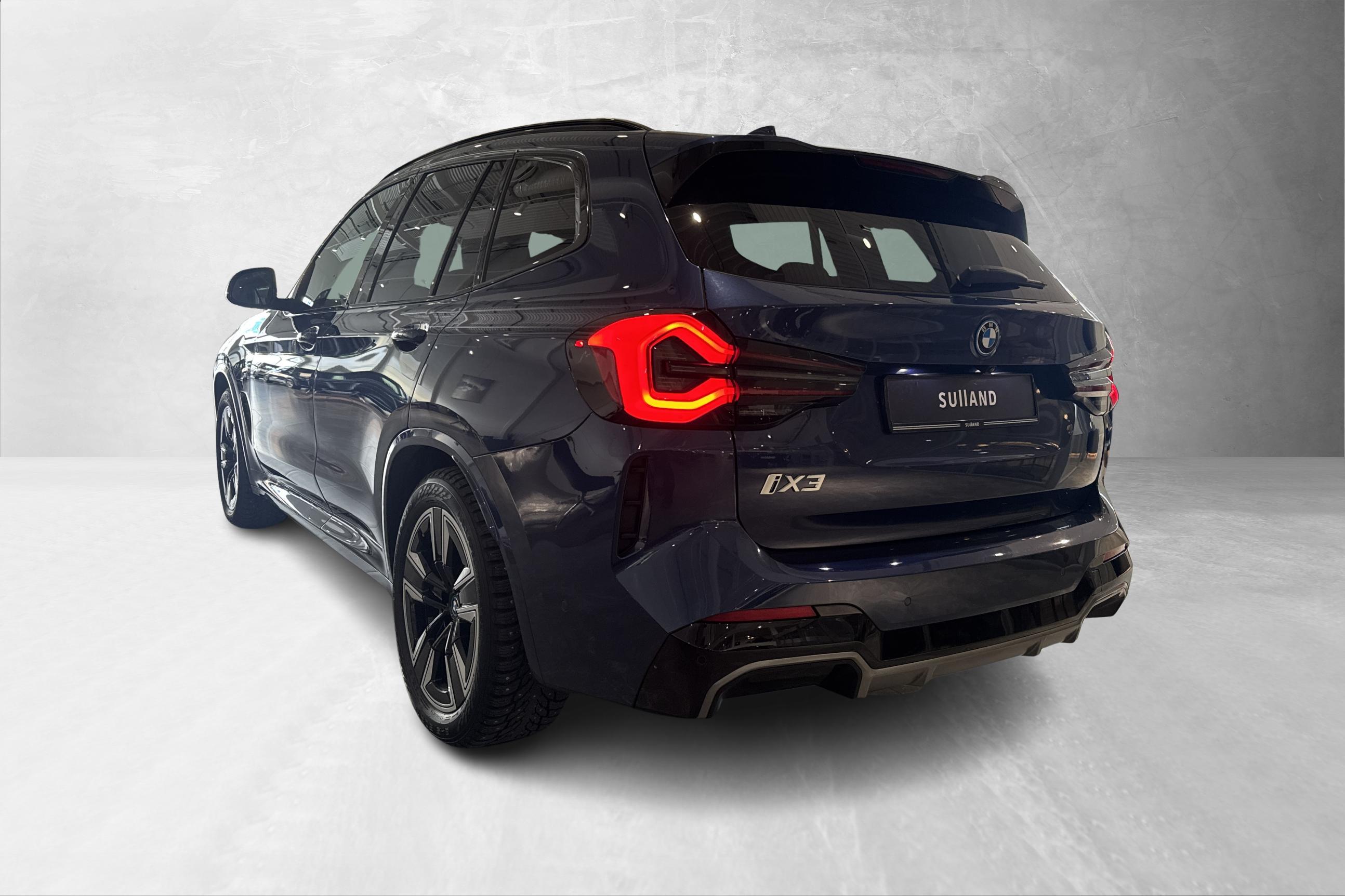 Thumnail bilde 2 av BMW iX3