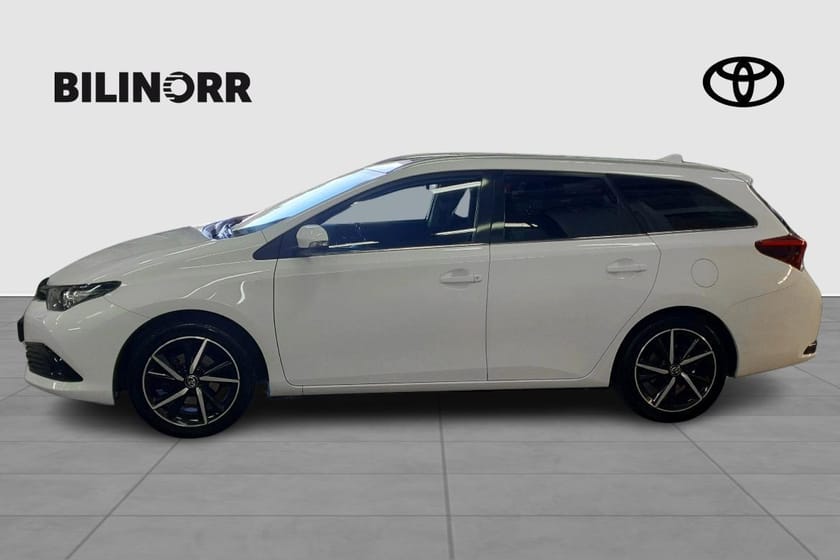 Bild 3 av Toyota Auris Touring Sports 1,2T Manuell Touch & Go Edition | Vinterhjul | Motorvärmare |