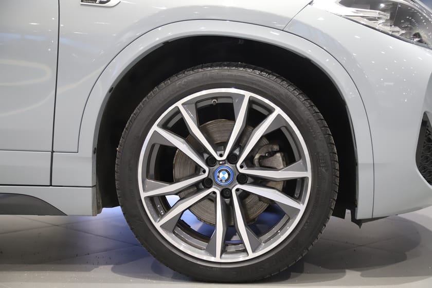 Bild 4 av BMW X2 xDrive25e M Sport Head Up Display - Autowåx Bil AB