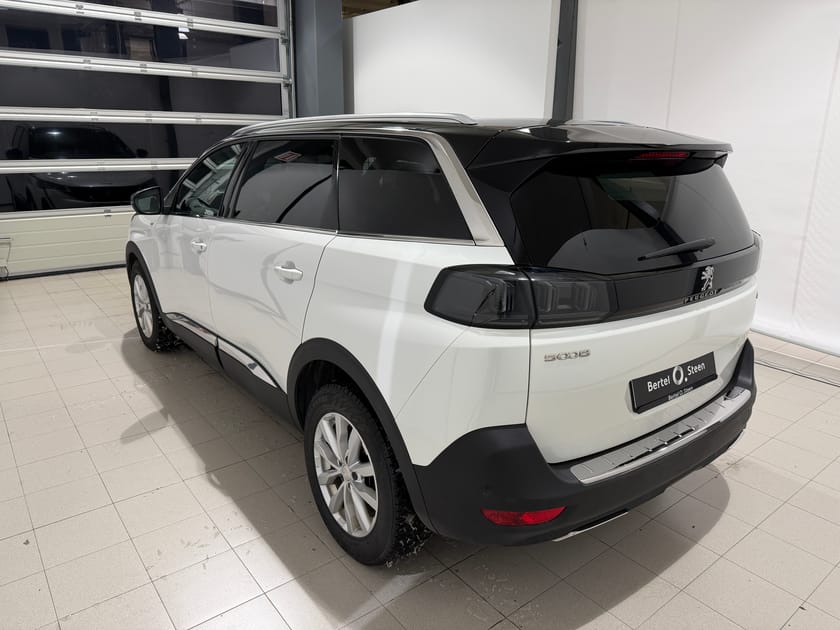 Bilde 4 av Peugeot 5008 Mester GT / 130HK / EBER / KEYLESS / ADAPTIVE CRUISE