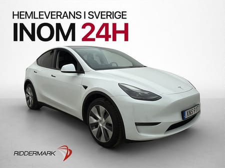 Tesla Model Y Long Range AWD Pano AP Svensksåld MOMS