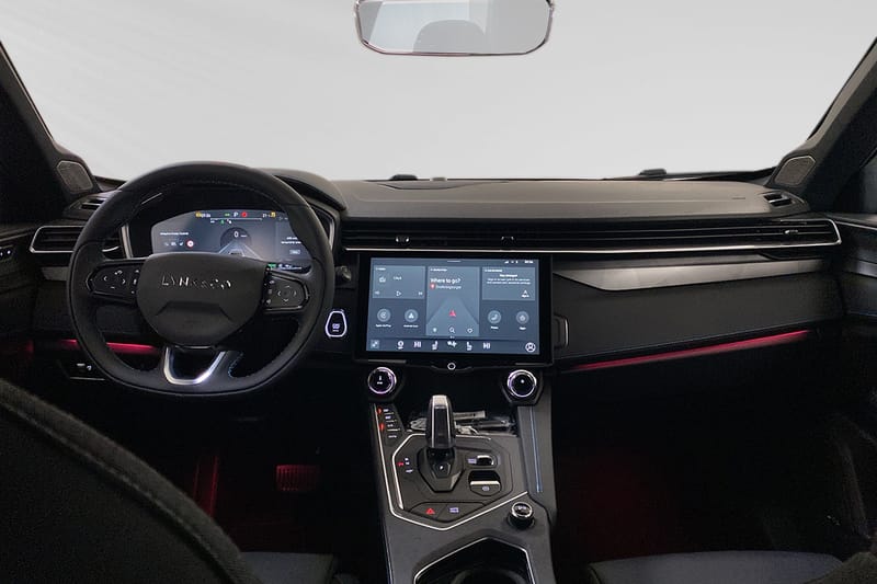 Lynk & Co 01 PHEV