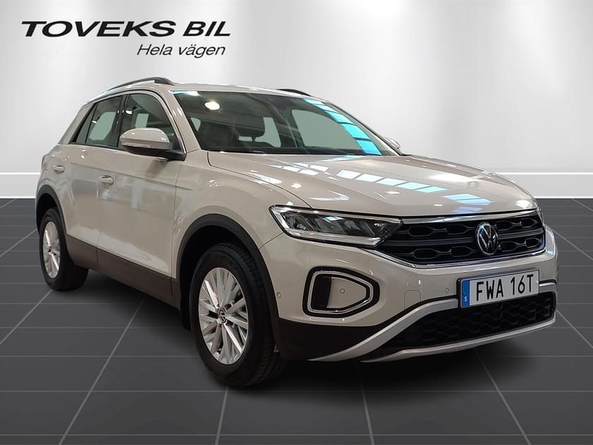 Bild 3 av Volkswagen T-Roc 1.0 manuell med backkamera - nyservad