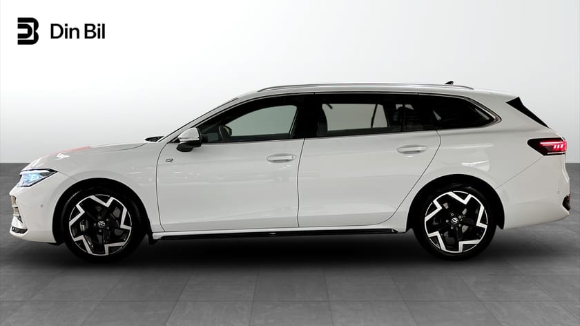 Bild 2 av Volkswagen Passat Sportscombi TDI193 DSG 4M R-Line P-värmare/Drag