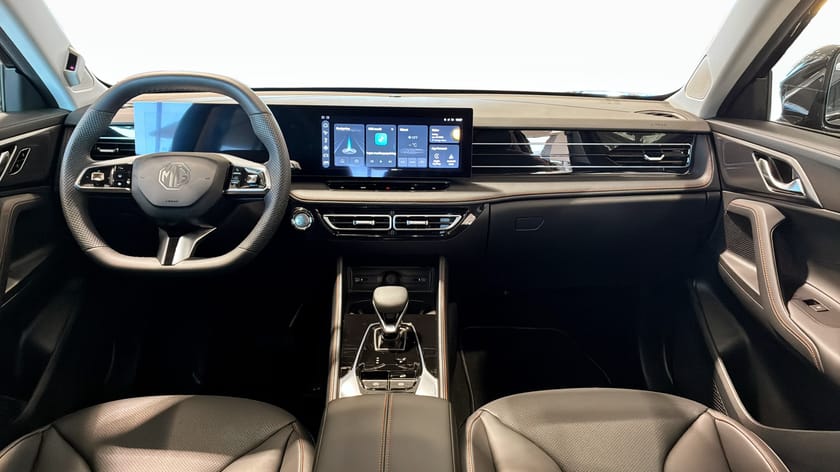 Bild 4 av MG HS PHEV PLUG-IN HYBRID LUXURY DEMOBIL*