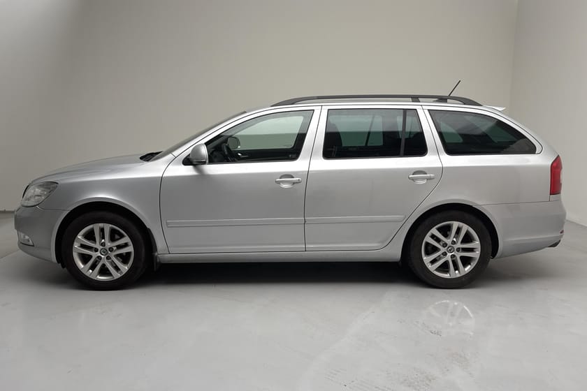 Bild 2 av Škoda Octavia Kombi II 1.6 TDI GreenLine Elegance