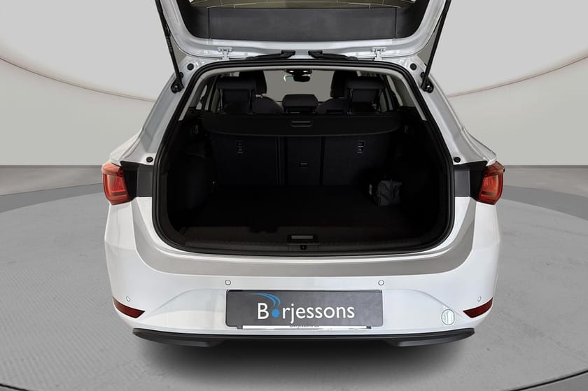 Bild 5 av SEAT Leon Sportstourer eTSI 115 hk DSG Style
