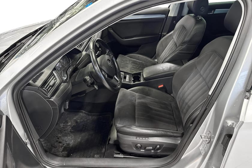 Bilde 5 av Škoda Superb Stasjonsvogn 2,0 TDI 190hk Style 4x4 aut
