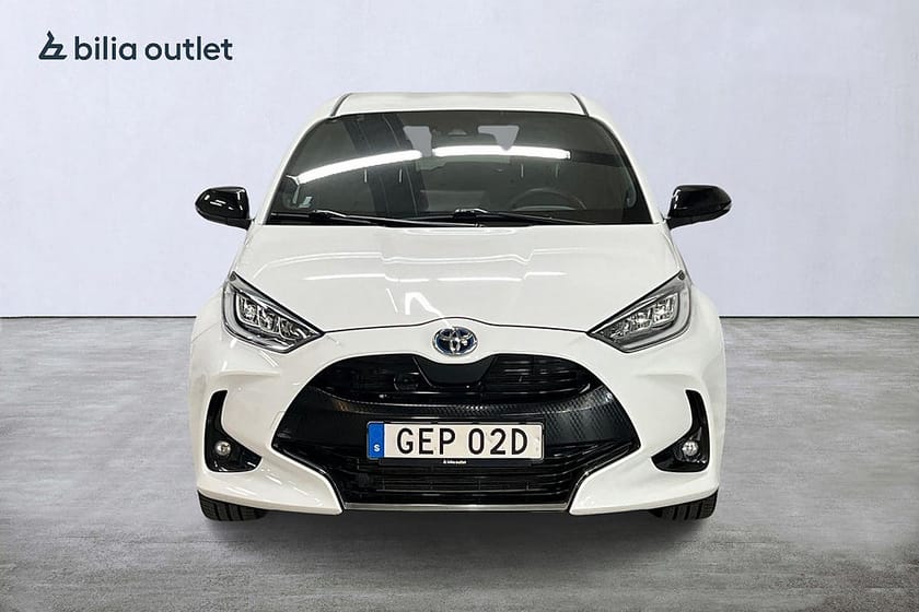 Bild 3 av Toyota Yaris Hybrid CVT Style 116hk Backkamera Rattvärm