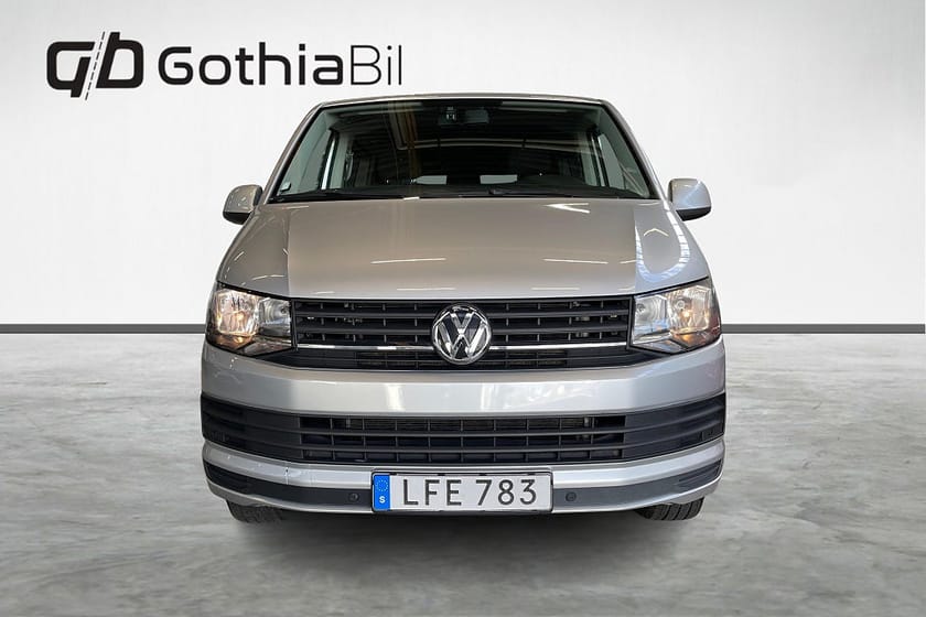 Bild 2 av Volkswagen Caravelle T32 2.0TDI 150Hk 9-Sit Trendline D-Värm