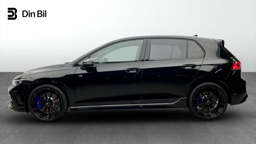 Bild 2 av Volkswagen Golf R 4MOTION 333hk Black Style/DCC/Acrapovic