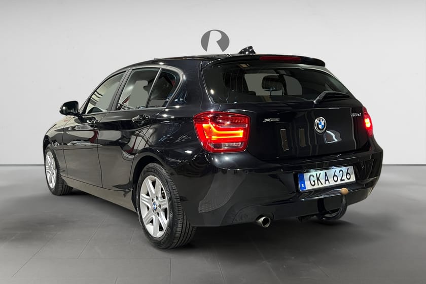Bild 5 av BMW 118d xDrive 143 HK LIGHT DRAG PDC 0.41L/MIL 14200MIL 16"