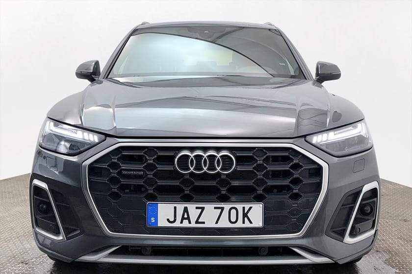 Bild 3 av Audi Q5 55 TFSI e quattro Q S Line Comfort Drag Delläder Navi 367hk