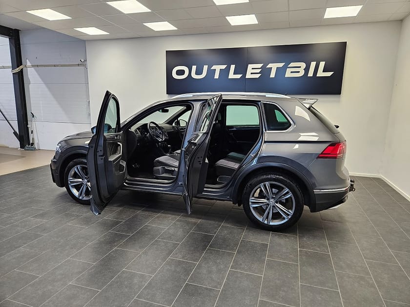 Bild 3 av Volkswagen Tiguan GT R line 2.0 TSI 220hk 4Motion 4x4 Cockpit Navi Drag