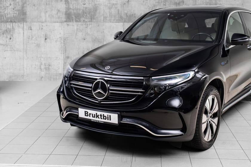 Bilde 2 av Mercedes-Benz EQC 400 4MATIC AMG Line/Burmeister/Krok/360°/HUD/Soltak