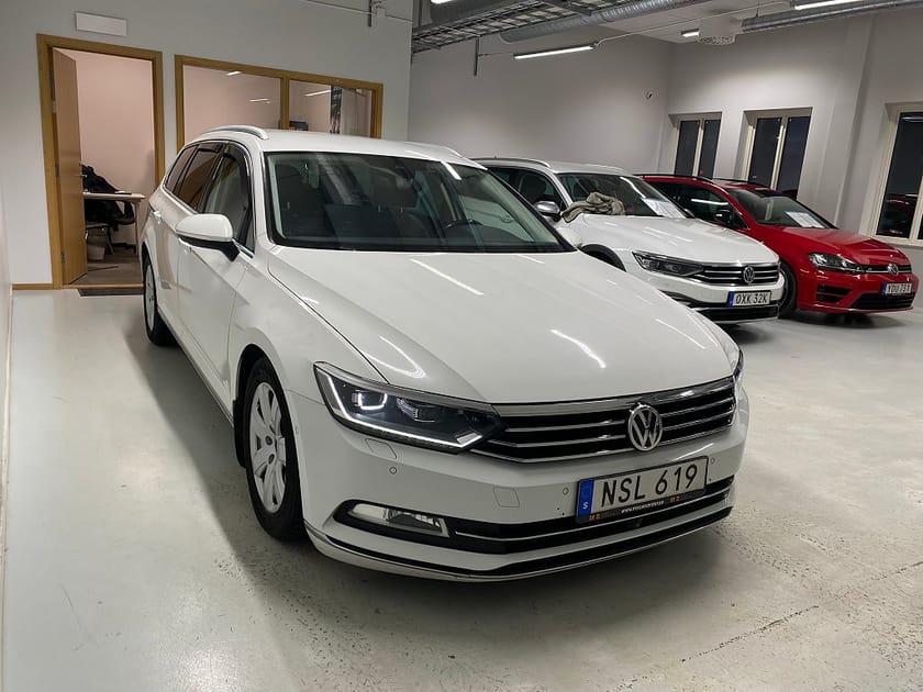 Bild 3 av Volkswagen Passat Sportscombi 2.0TDI DPF BMT GT P-värme Drag 360°