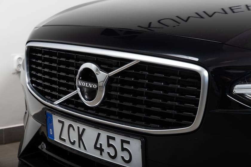 Bild 4 av Volvo S90 D5 AWD 240hk R-design Polestar/B&W/HuD/Navi/Glastak