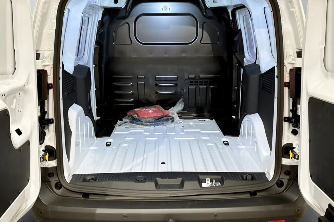 Ford E-Transit Courier