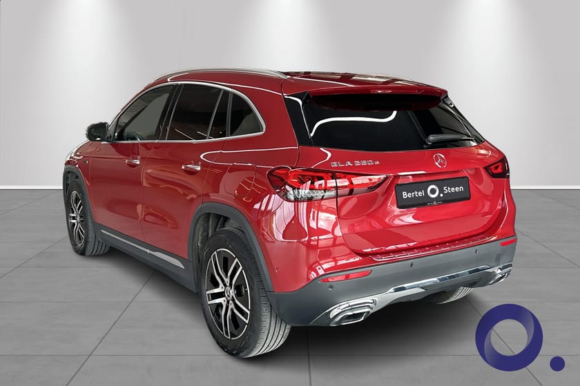 Bilde 4 av Mercedes-Benz GLA 250 e 250e Premium Plus || Panorama || Krok || Distronic