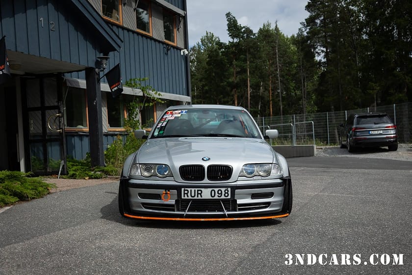 Bild 2 av BMW 330i Sedan 330 Turbo SFRO BUR