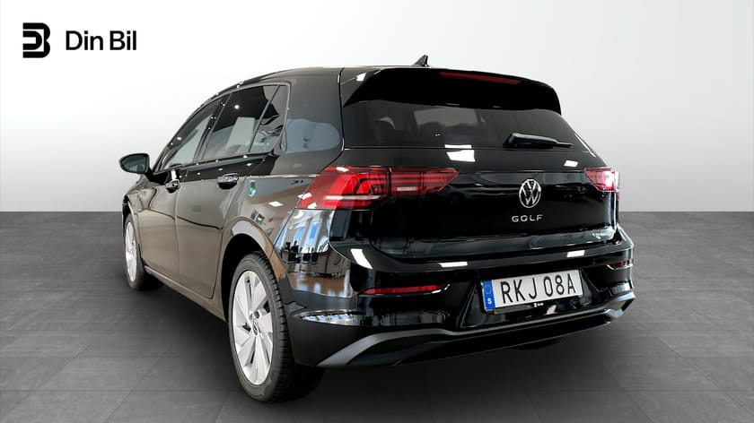 Bild 3 av Volkswagen Golf eHybrid Dragkrok & 360 kamera DEMO