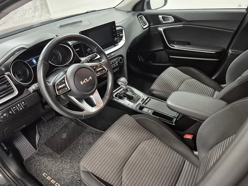 Bild 2 av Kia Ceed Sportswagon Plug-in Hybrid Plug in 141HK Advance