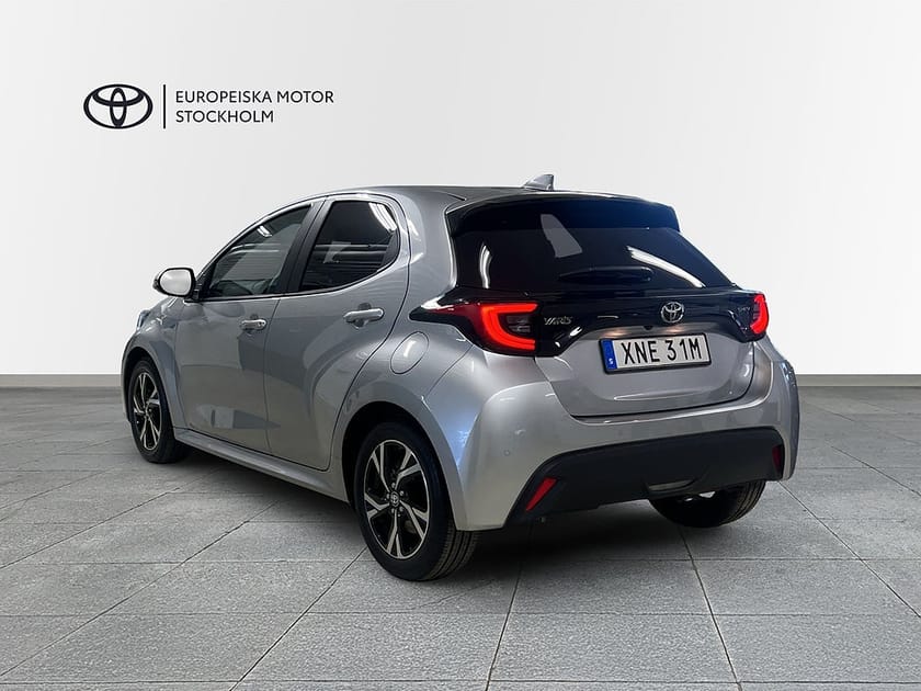 Bild 2 av Toyota Yaris Hybrid 115 1,5 Active Plus Säkerhetspaket Backka...
