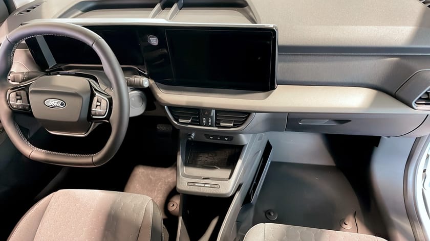 Bild 4 av Ford E-Transit Courier EL 43kWh / Skåp Limited 136Hk / 0% ränta