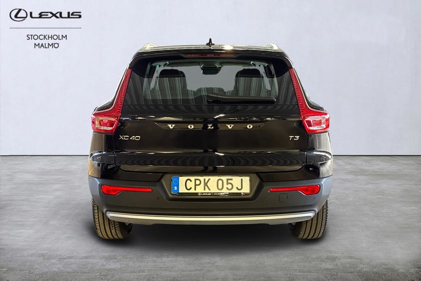 Bild 4 av Volvo XC40 T3 Momentum VOC Värm Sensorer Rattvärme