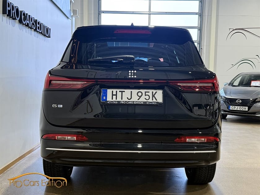 Bild 5 av DFSK E5 Plugin|218hk|7-Sits|Räckv.87km|6 års Garanti|Se Utr.