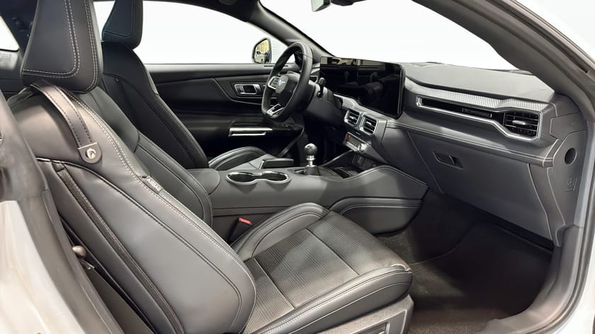 Bild 3 av Ford Mustang GT FASTBACK V8 446HK