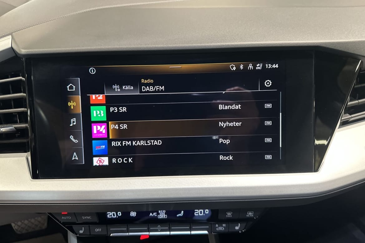 Audi Q4 e-tron 2023 - miniatyr 11