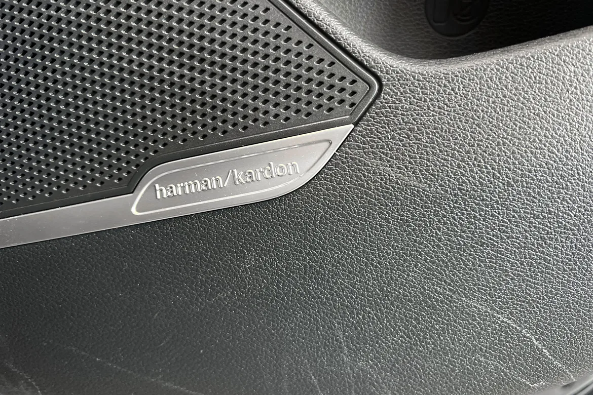 picture of a car
