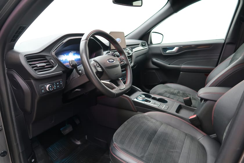 Bild 4 av Ford Kuga Plug-In Hybrid 2.5 225 PHEV ST-Line X Bus A II