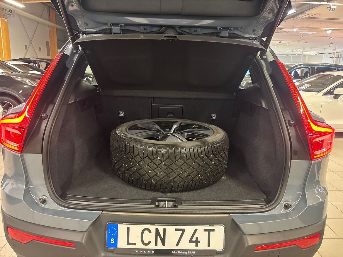 Volvo XC40 2023 - miniatyr 12