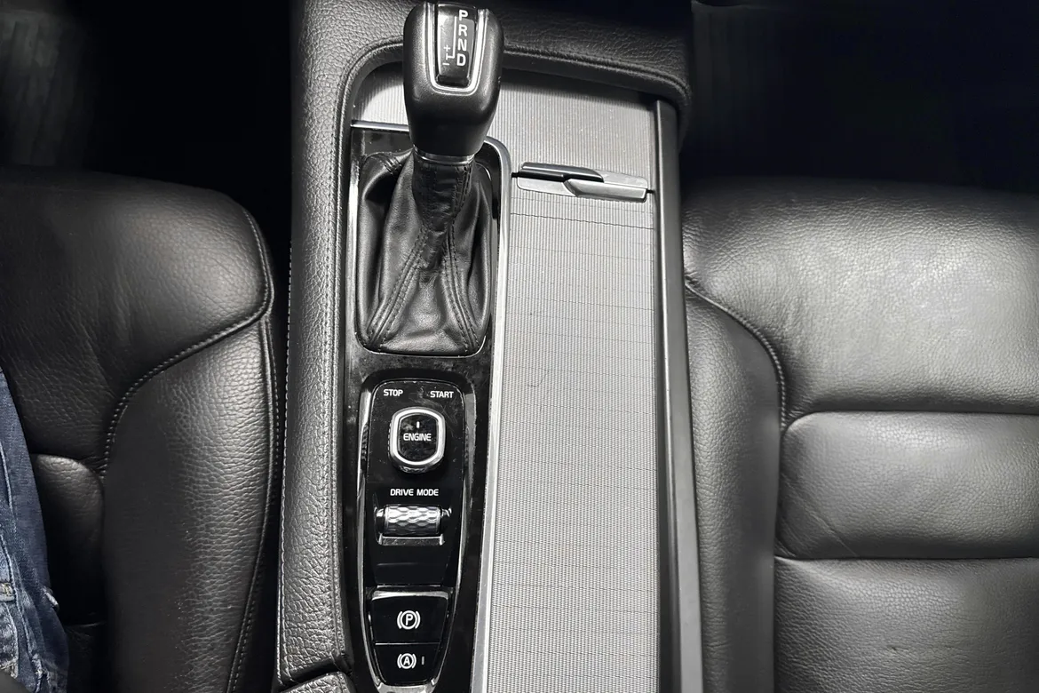picture of a car